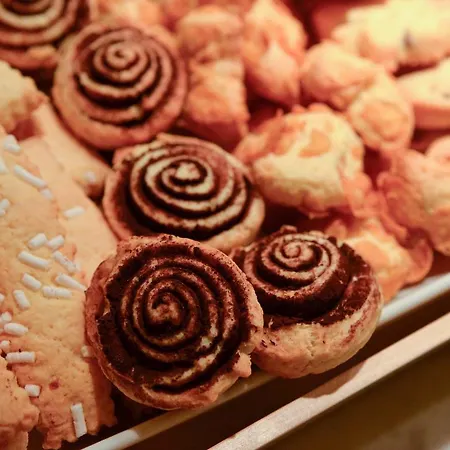 Vicolo Della Scala Кортона