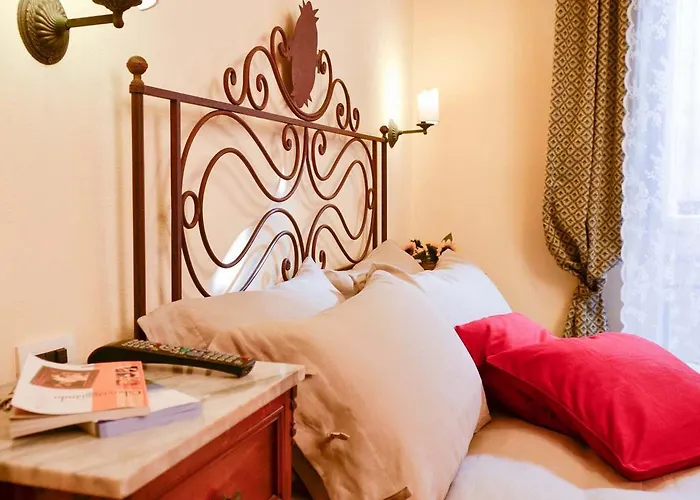 Oda ve Kahvaltı Vicolo Della Scala Cortona